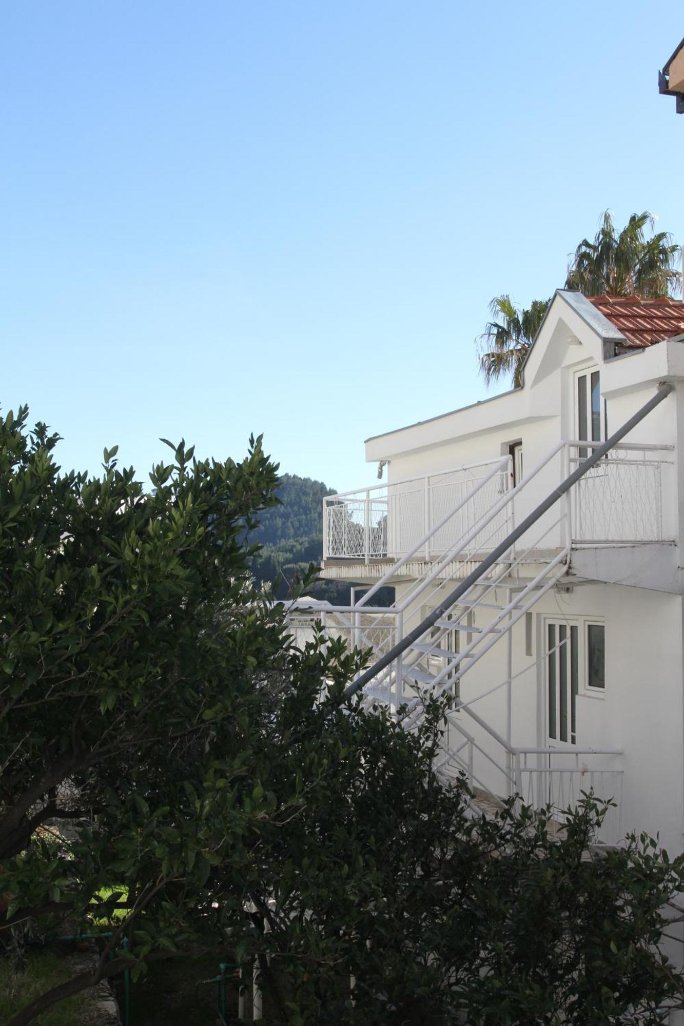 Apartments Popovic Petrovac Eksteriør bilde