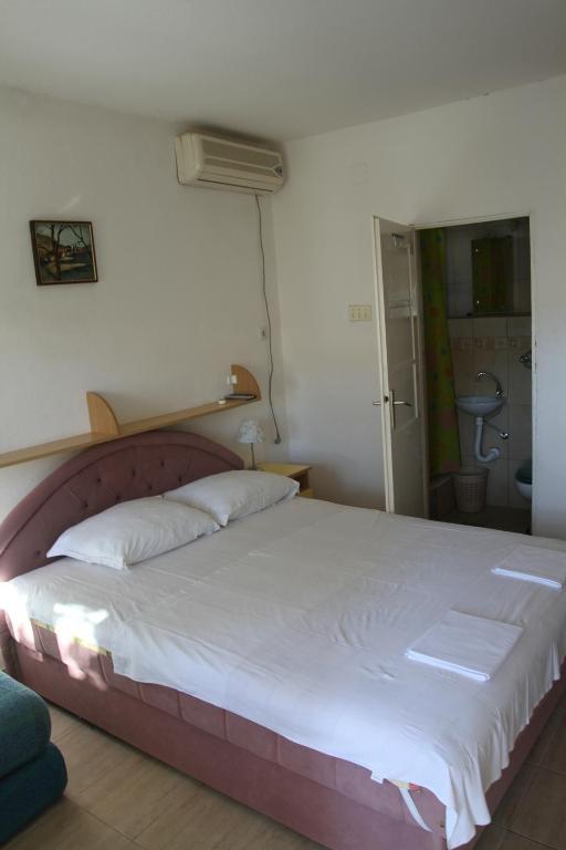 Apartments Popovic Petrovac Rom bilde