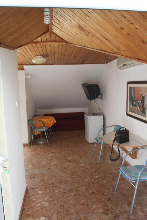 Apartments Popovic Petrovac Rom bilde