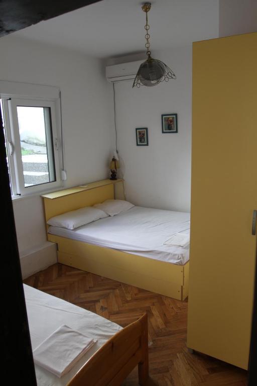 Apartments Popovic Petrovac Rom bilde